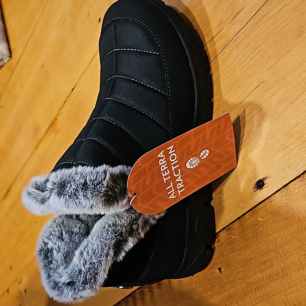 Jbu snow boots black size 7
